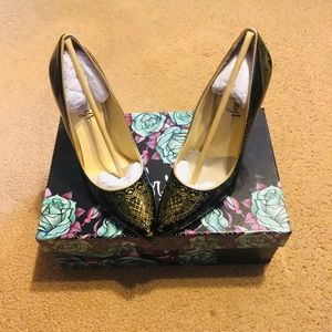 TaylorSays Henna Pointed Stiletto Heel